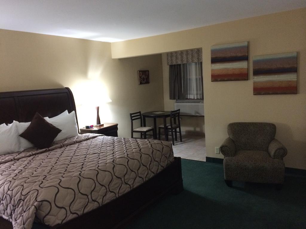 Pacer Inn & Suites Motel Delaware Værelse billede