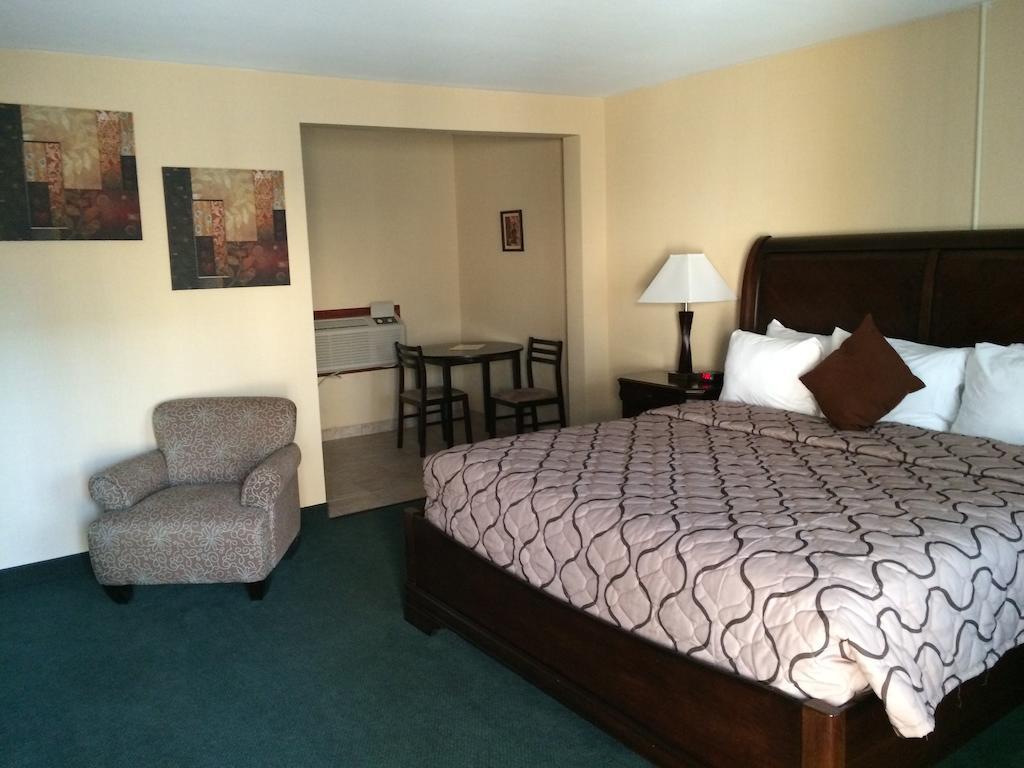 Pacer Inn & Suites Motel Delaware Værelse billede