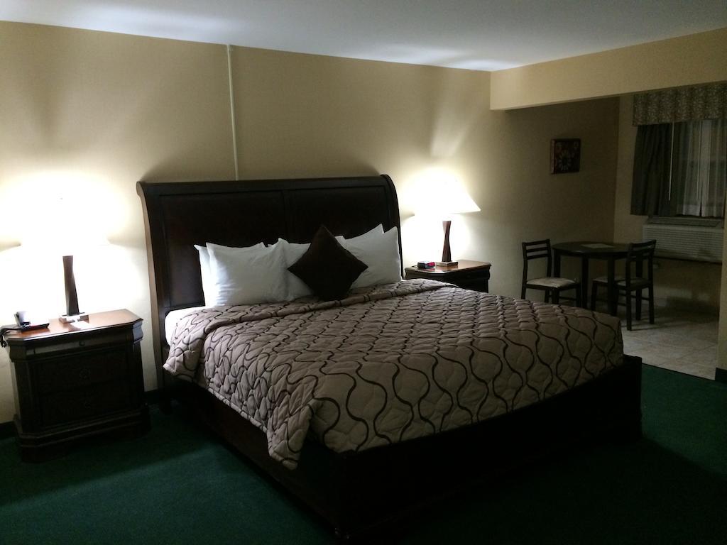 Pacer Inn & Suites Motel Delaware Værelse billede